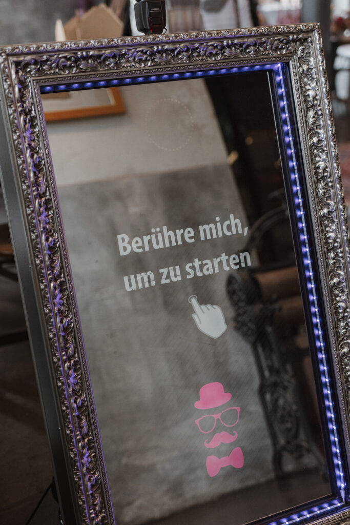 Fotobox Augsburg - Berühre mich, um zu starten
