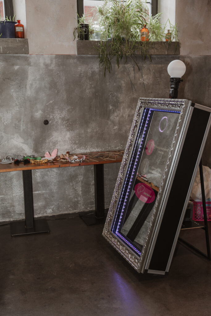 Die Spiegelbox beim Tortentag in der n8stallung Augsburg